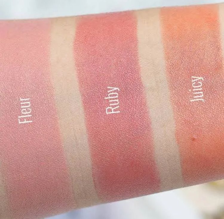 Pixi On-The-Glow Blush – Hydrating Tinted Moisture Stick 3Pcs